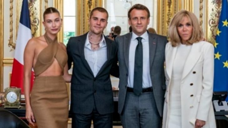 Justin y Hailey Bieber se reúnen con el presidente francés en París